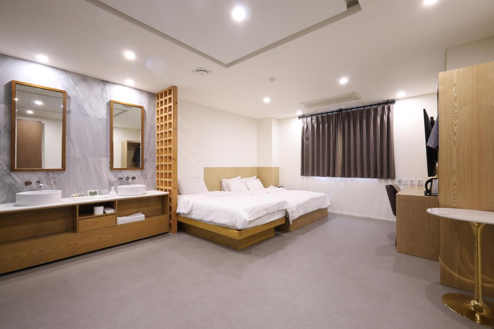Trt Hotel Busan Exterior foto